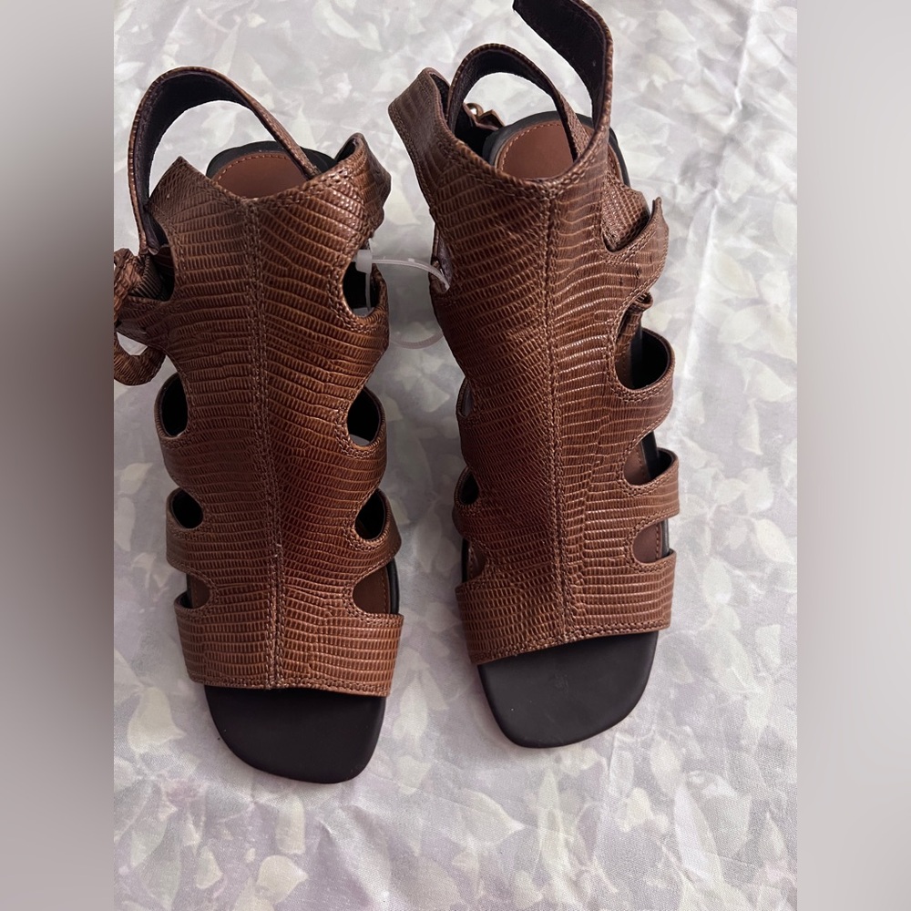 Brown Textured Women's Sandals